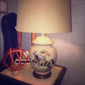 Italian hand painted Deruta lamp